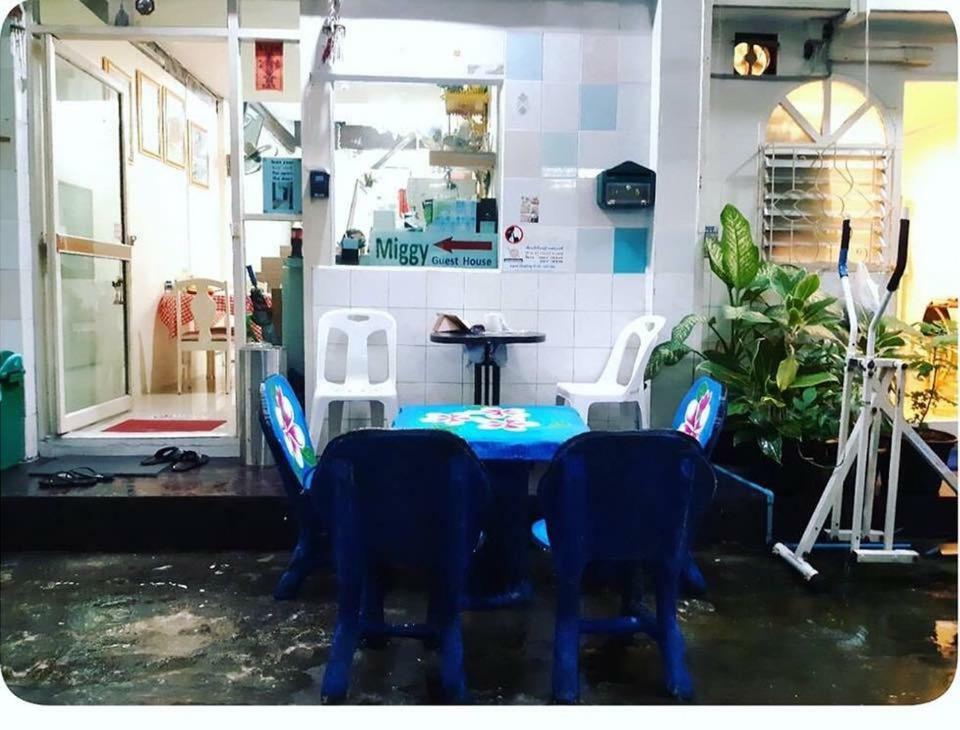 Miggy Guest House (Adults Only) Bangkok Kültér fotó